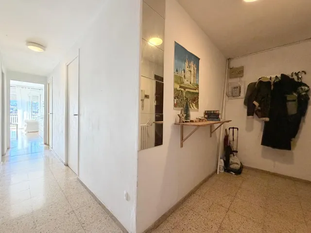 EXCLUSIVA VIVIENDA CON TERRAZA Y ESPECTACULARES VISTAS EN LA ZONA ALTA DE BARCELONA — 34