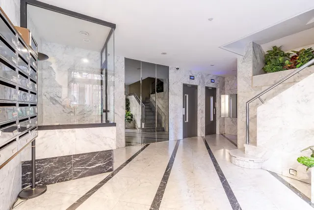 Amplitud, diseño y comodidad junto a La Vaguada – Calle Julio Palacios, Madrid — 49