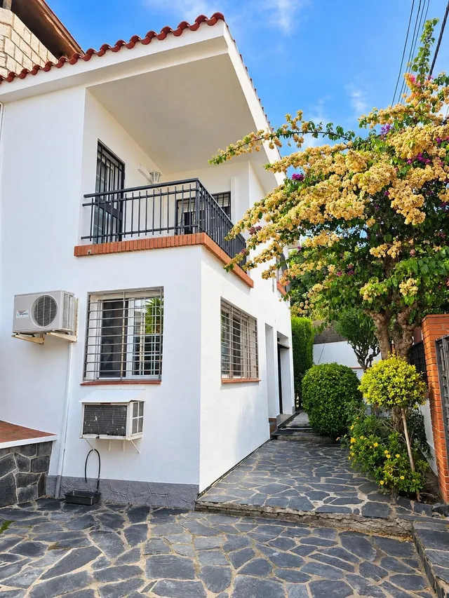 Casa con jardín y piscina privada en Can Sors - foto 3