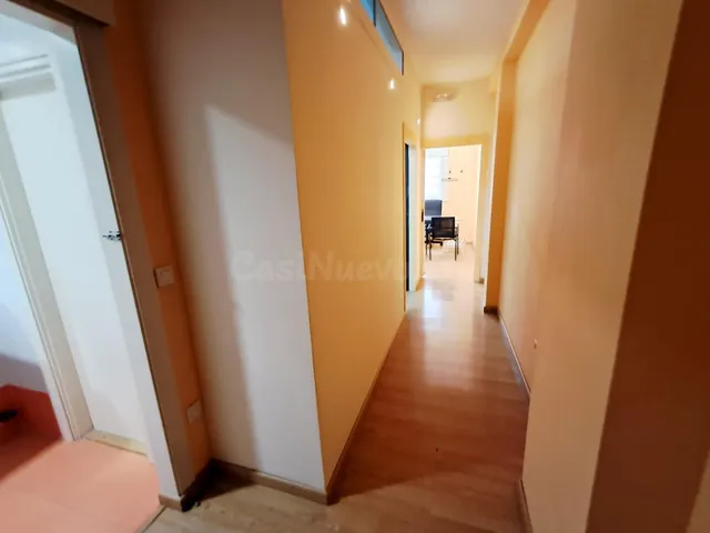 Se vende precioso apartamento de 55 m2 útiles en pleno centr - foto 3