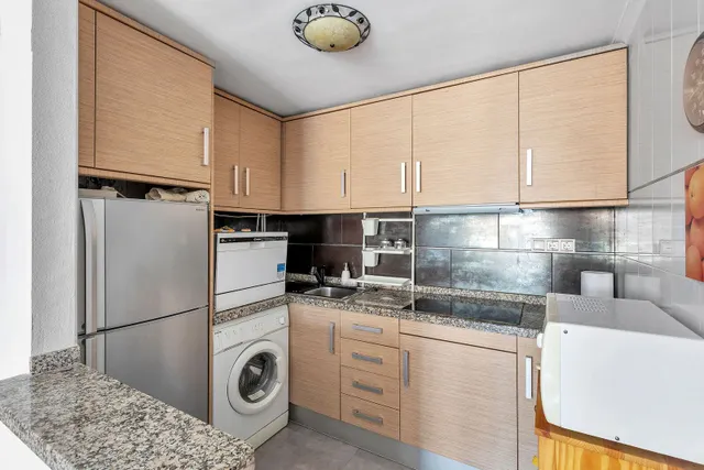 Apartamento 1 habitación 44m² en venta - Punta Prima — 12