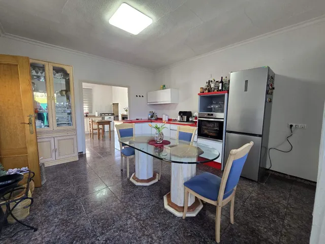 CHALET EN MATOLA (ELCHE). — 36