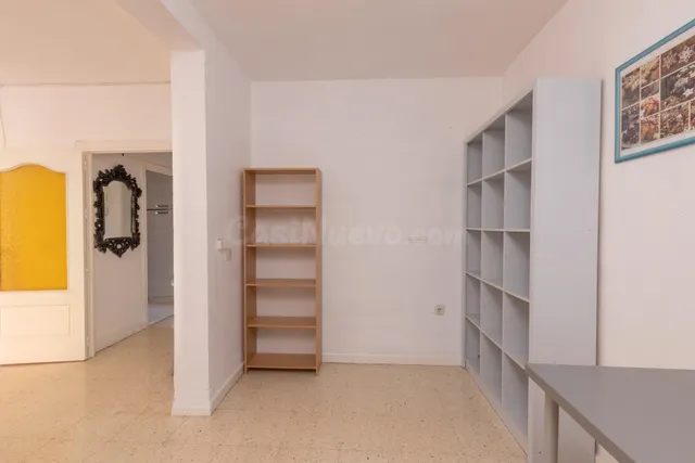 VENTA DE PISO EN EL BARRIO DE CASERIO DE MONTIJO DE 3 DORMITORIOS CON POSIBILIDAD DE 4 DORMITORIOS EN EDIFICIO CON ASCENSOR — 5