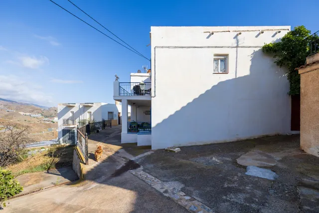 ¡Espectacular vivienda con vistas increíbles al mar y montaña! — 37
