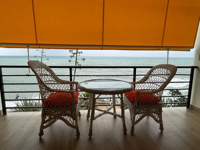 ️ Estudio Loft Reformado en Primera Línea de Playa – Torremo - foto 2