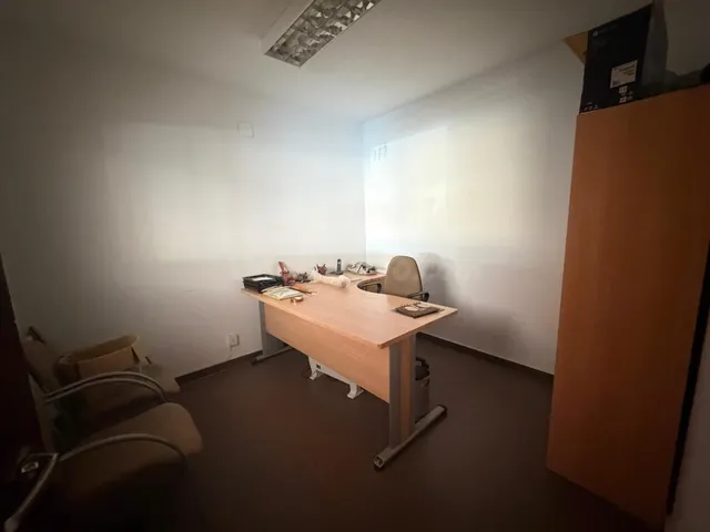 ALQUILER DE DOS NAVES UNIDAS EN POLIGONO MEJOSTILLA — 4