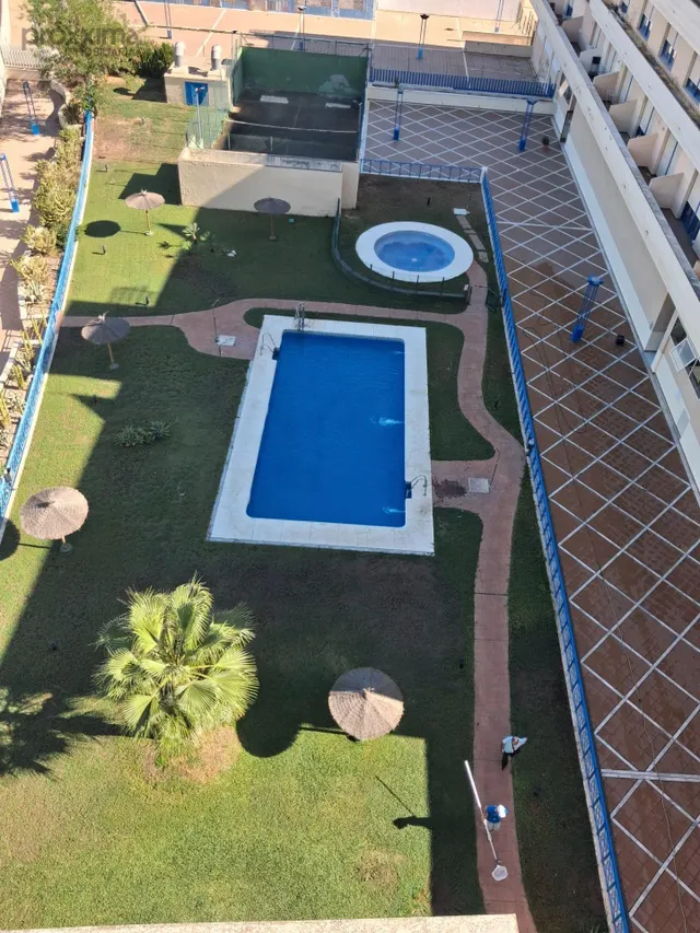 IDEAL PARA INVERSORES — 12