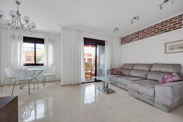 SE VENDE APARTAMENTO CON SOLARIUM EN LOMAS DE CABO ROIG — 24