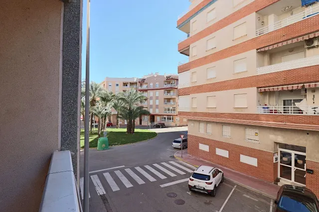 Piso 2 habitaciones 59m² en venta - MERCADONA — 17