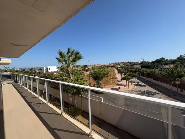 CHALET PAREADO EN MUTXAMEL (ALICANTE) - foto 3