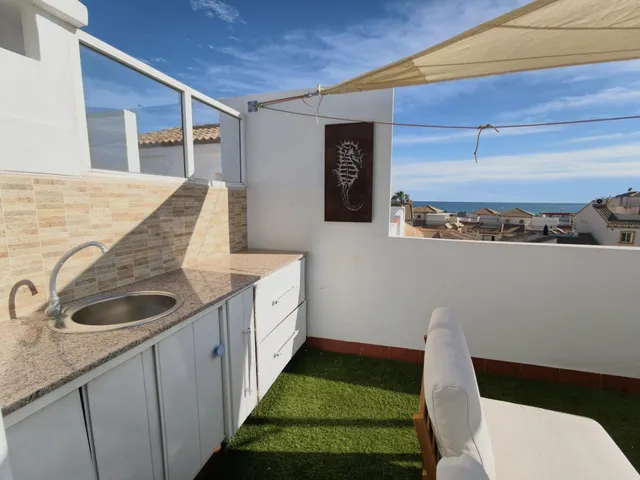 ATICO ENCANTADOR  CON GARAJE Y SOLARIUM PROPIO CON BONITAS VISTAS AL MAR EN ORIHUELA COSTA !!! — 32