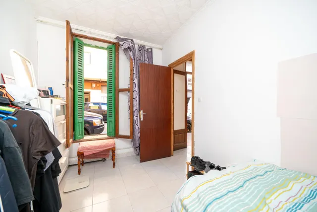 Casa con enorme potencial en Foners — 8