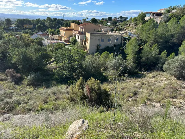 Terreno disponible en Urbanizacion Los Lagos — 17