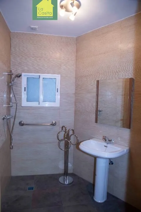 LA CASITA INMOBILIARIA VENDE CASA EN SAN PABLO — 25