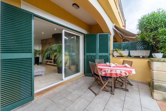 Chalet adosado con jardín y vistas en el corazón de Calvià - foto 4