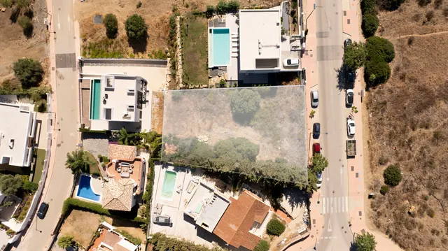 Parcela 305m² en venta - Costa Del Sol - foto 3