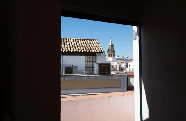 Emblemático edificio completo en el corazón de Sevilla - foto 3