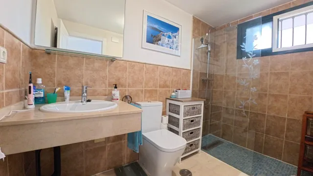 Apartamento de planta baja de esquina con 2 dormitorios con jardin y vistas parciales al mar — 20