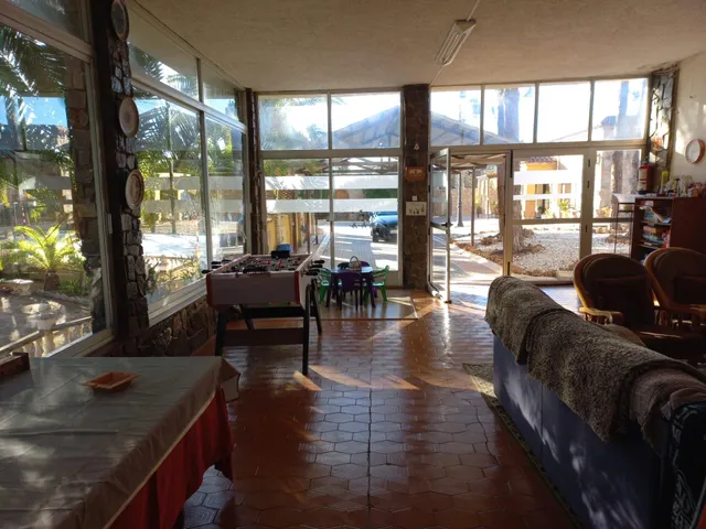 Casa de campo con gran almacén — 13