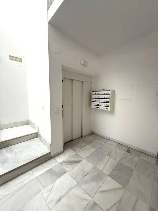 SITUADA EN EL PLENO CENTRO — 18