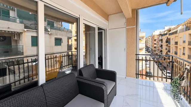 Apartamento 2 habitaciones 75m² en venta - Paseo maritimo — 16