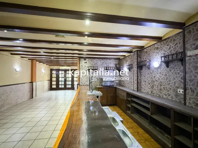 LOCAL A LA VENTA EN ZONA PRIVILEGIADA DE ONTINYENT — 4