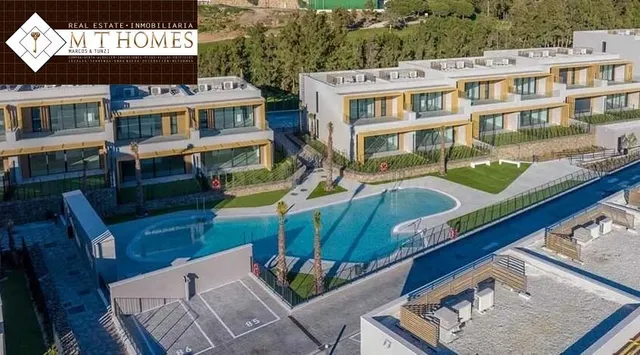 MODERNA CASA ADOSADA DE 3/4 habitaciones JUNTO AL GOLF Y CER - foto 4