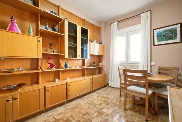 Piso en Venta en Madrid Madrid — 24