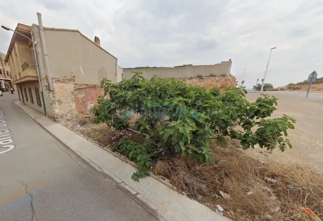 TERRENO URBANO CON PROYECTO EN BENAGUASIL – EDIFICIO DE PLAN