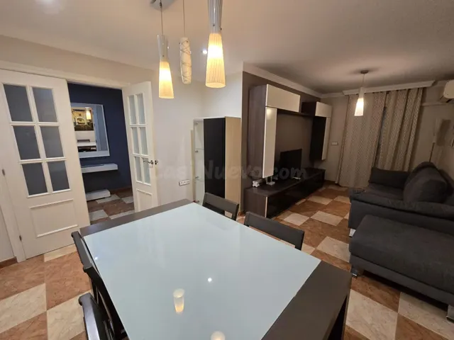 Piso con garaje muy próximo al centro - foto 4