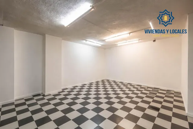 Local comercial 106m² en venta - Centro — 14