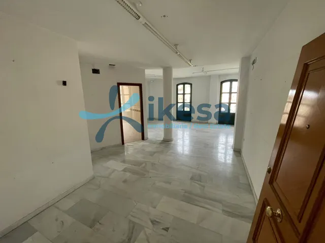 Venta de Edificio en San Juan de Aznalfarache (Venta Flash - Proceso de puja) — 40