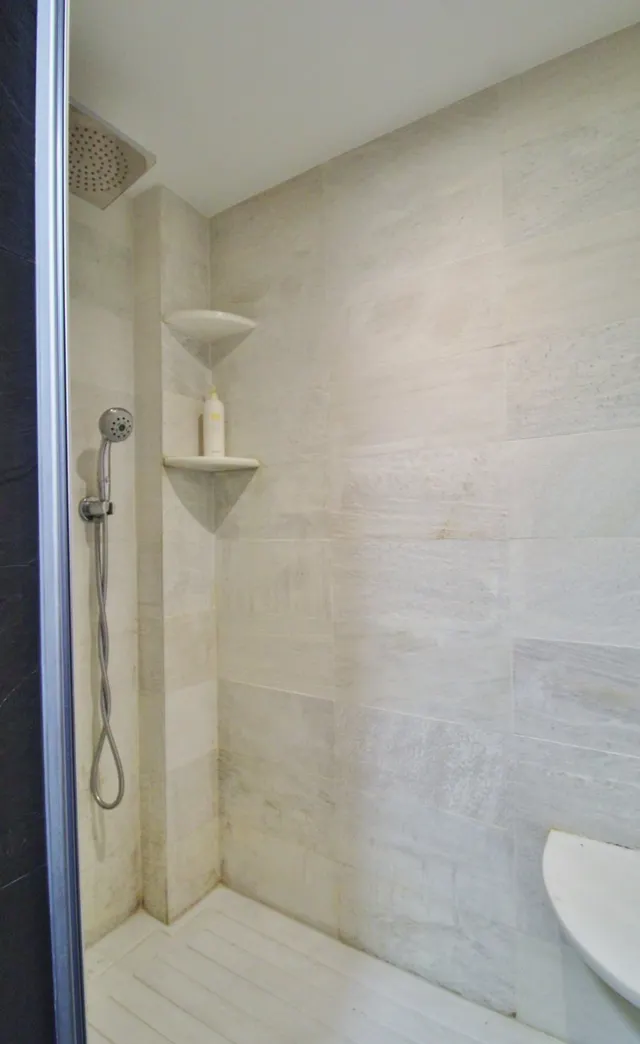 Maravillosa vivienda junto al Corte Inglés. Ahora en oferta. Llámanos. — 14