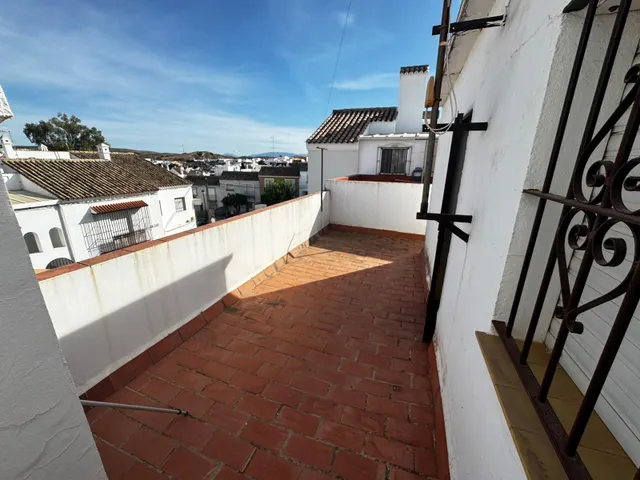 Excepcional Casa con Porche y Patio en Zona Alameda! — 23