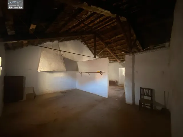 Grupo la Noria VENDE casa independiente con patio en Argamasón. Situado a 20 Kilometros de Albacete capital — 16