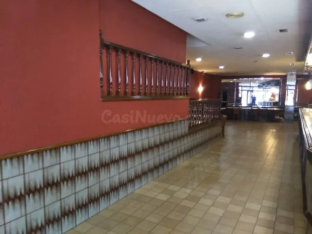 Se alquila bajo en Rúa Barcelona de Carballo - foto 5