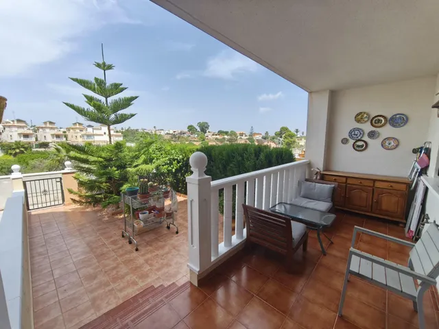 Apartamento de 2 dormitorios 1baño en Orihuela Costa (Alicante )¡Tu oasis en Lomas de Cabo Roig! 🌞🏡 — 9