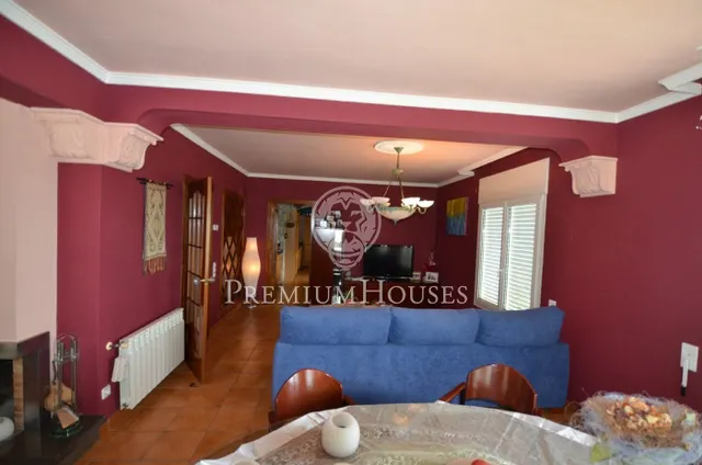 Casa en venta con gran parcela frente al mar en Canet de Mar — 16