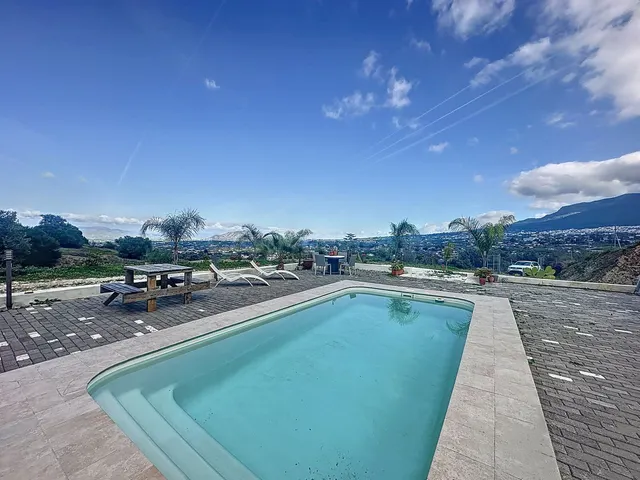 Chalet 5 habitaciones 288m² en venta - Costa del Sol - foto 2