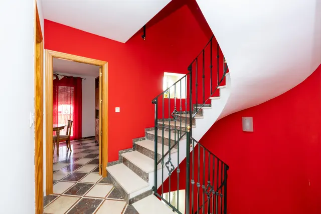 ¡Espectacular vivienda en Gójar con piscina propia! — 32