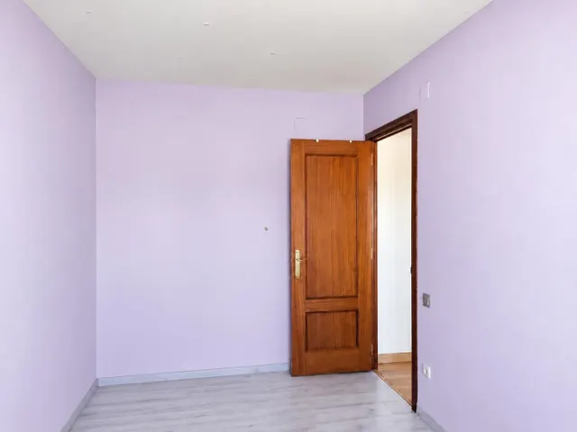 Excepcional vivienda en violant d'hongria con parking doble, trastero y zona comunitaria — 23