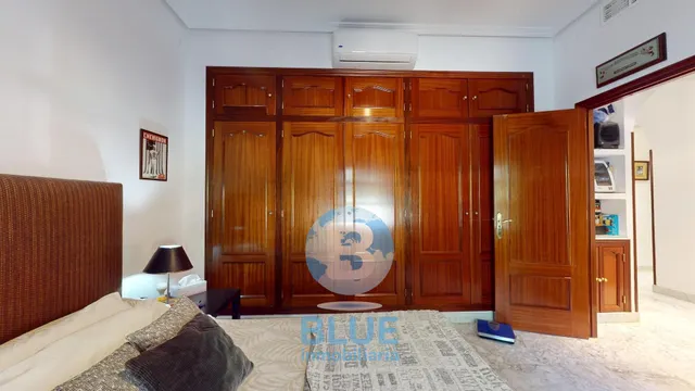 IMPRESIONANTE CASA EN CASILLA DEL AIRE — 30