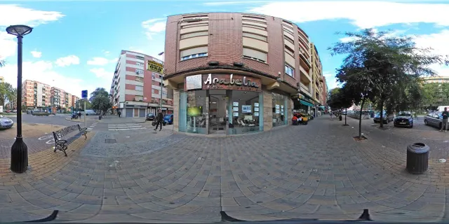 ////COCHERA EN EL ZOCO(AVENIDA DE GUERRITA) CON TRASTERO/// — 10