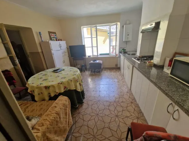 SE VENDE CASA A 2 KMS DE VALENCIA DE DON JUAN, PARCELA 479 M