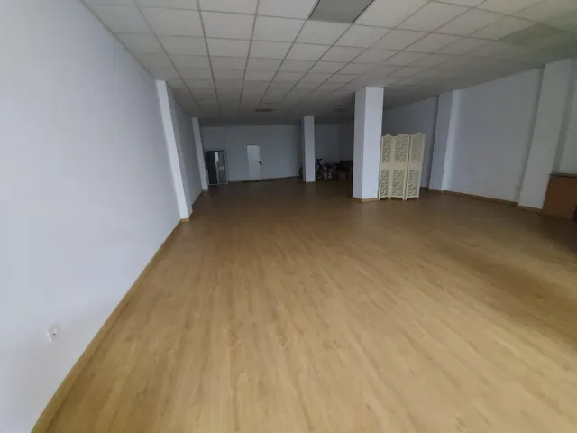 Local comercial en alquiler situado en pleno centro de El Ejido — 4