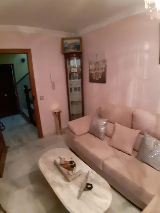 CASA MUY AMPLIA DE 4 DORMITORIOS LISTA PARA ENTRAR A VIVIR ( LAS LAGUNAS) — 8