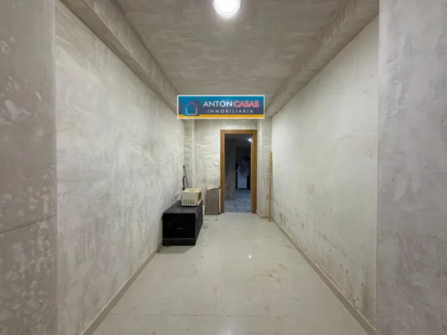 Local comercial en elda, junto a avenida de madrid — 12