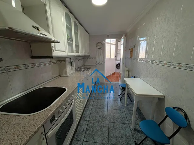 *225.000€* INMOBILIARIA LA MANCHA VENDE PISO EN BARRIO DEL P - foto 2