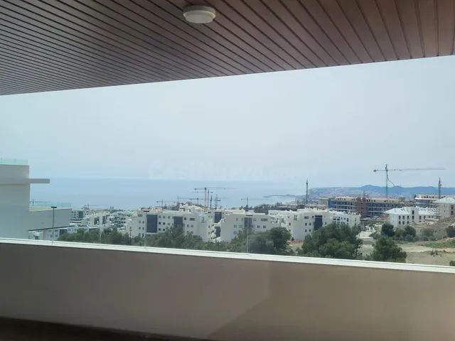 Bajo con terraza 51 m2 y jardín 50 m2 - foto 5