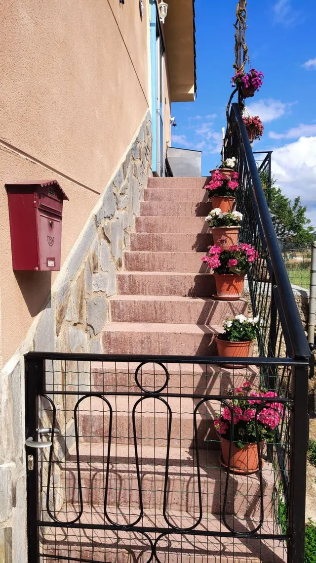 Casa independiente en venta en Oña con garaje, huerta y zona de barbacoa — 30